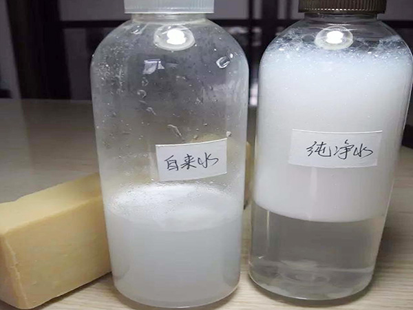 自來水，純凈水有區(qū)別？同樣是水，將洗衣粉放入其中差別如此之大？